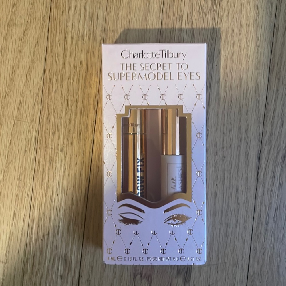 The Secret to Supermodel Eyes Set USD $30 Value
CHARLOTTE TILBURY